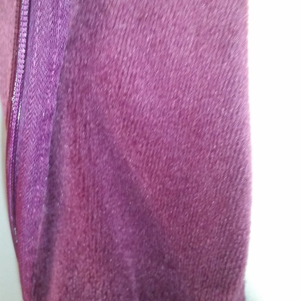 The North Face plum coloured fleece jacket - Picture 3 of 6
